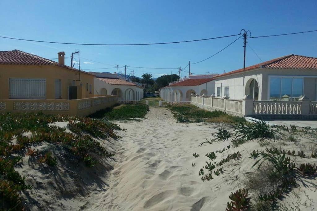 Casa A Pie De Playa En Las Marinas Dénia Extérieur photo